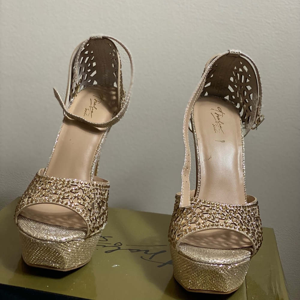COPY - Felisaf Gold platform sling back opened toe shoes